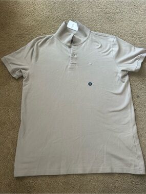 Men's Hollister Short-Sleeve Polo Shirt in Light Beige
